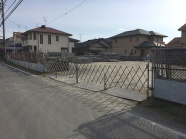大型な用地は資材置き場として一括利用しています