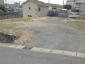 瀬戸市西松山町